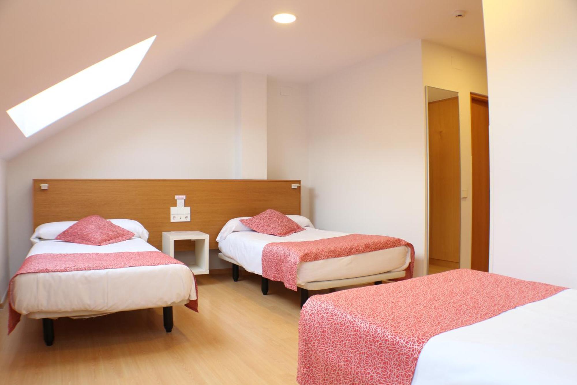 Hotel Picos De Europa Santander Extérieur photo