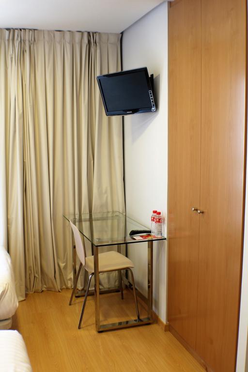 Hotel Picos De Europa Santander Extérieur photo